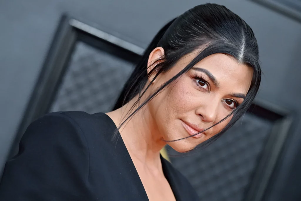 KourtneyKardashian - News Home