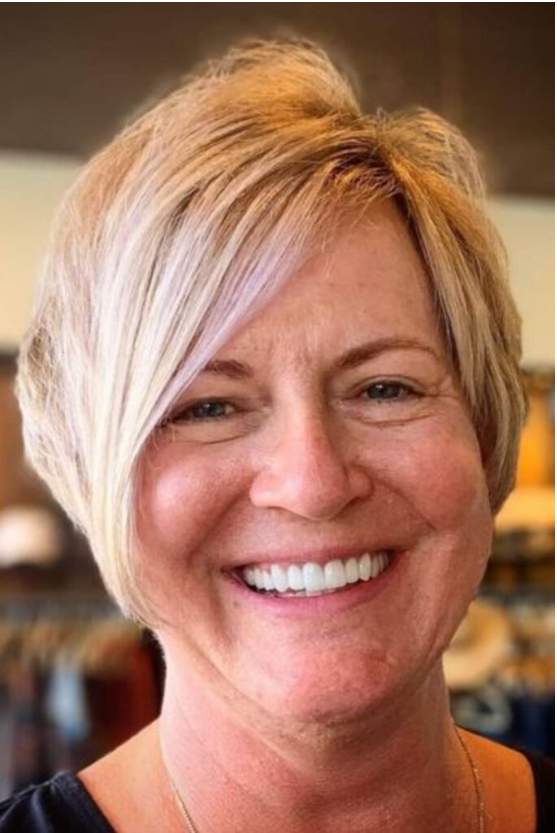 image63 - News Home Short Side Parted Haircut for over 60