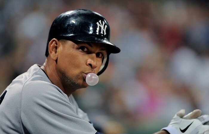 why do baseball players chew gum